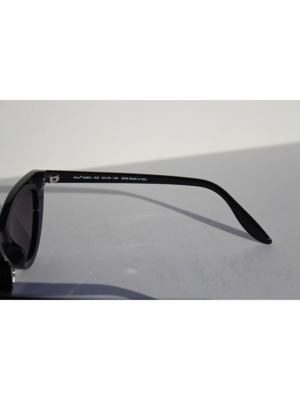 MAUI JIM Lychee POLARIZED Womens Sunglasses DSB891-02A Black/Silver NEW - Picture 6 of 10